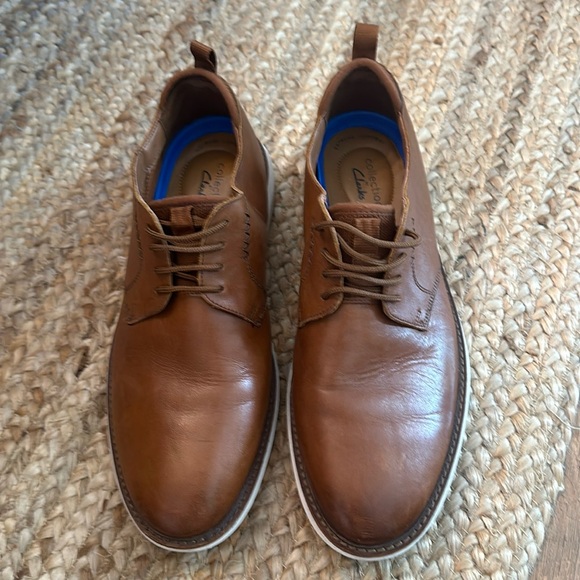 Clarks Brantin Low Dress Shoe Men’s Size 11 Dark Tan Leather - Picture 1 of 7